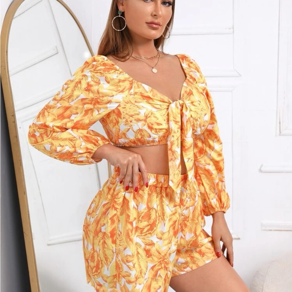 Plus Tropical Print Knot Front Crop Top & Shorts